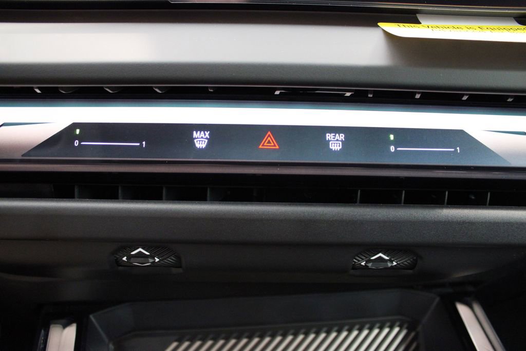 Used 2025 BMW X3 xDrive30i w/ Convenience Package image 23