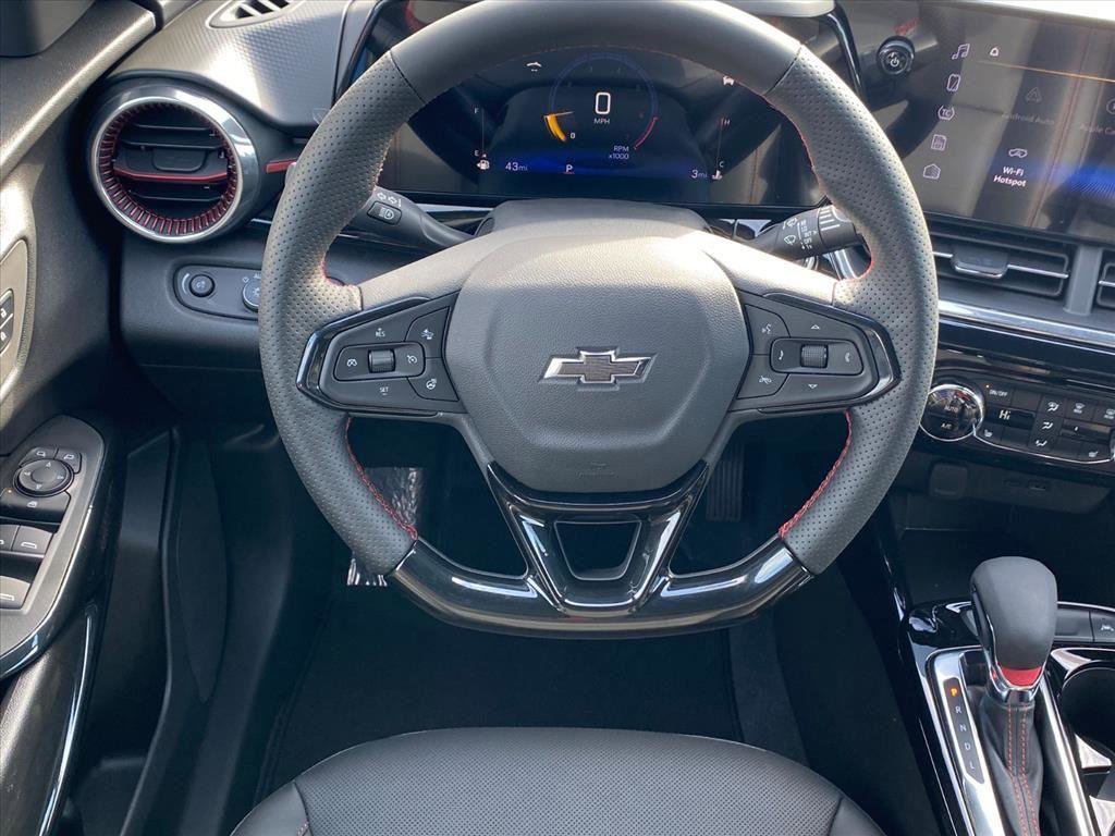 New 2026 Chevrolet Trax RS w/ Driver Confidence Package image 7