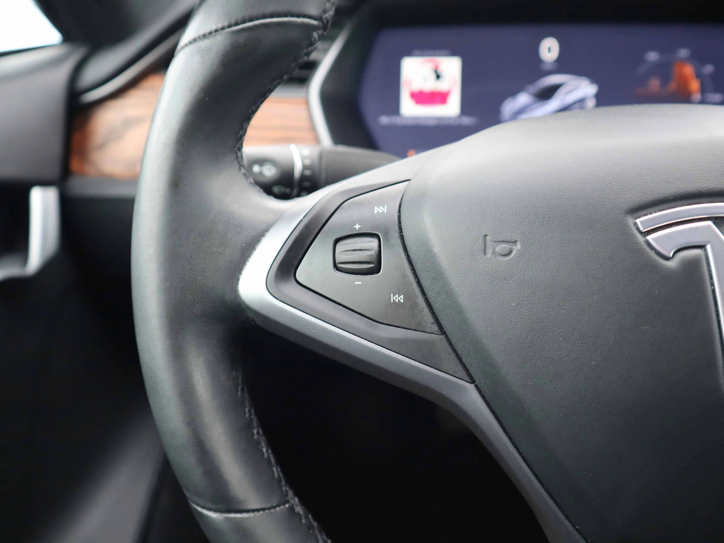 Used 2019 Tesla Model S Long Range AWD/4WD image 16