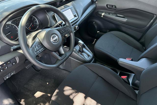 New 2025 Nissan Kicks Play S image 10