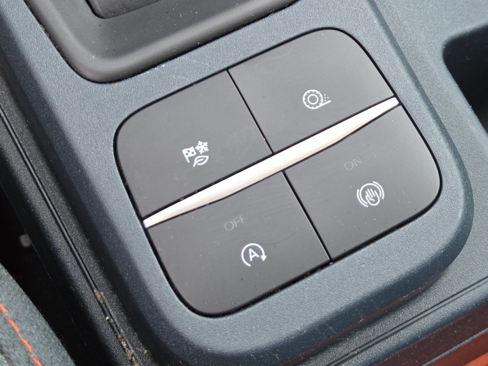 Used 2022 Ford Maverick XLT w/ Equipment Group 300A Standard AWD/4WD image 6