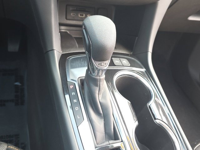 Used 2024 Chevrolet Equinox Premier FWD image 19
