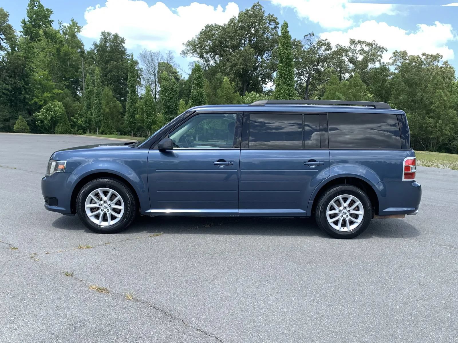 Used 2019 Ford Flex SE FWD image 4