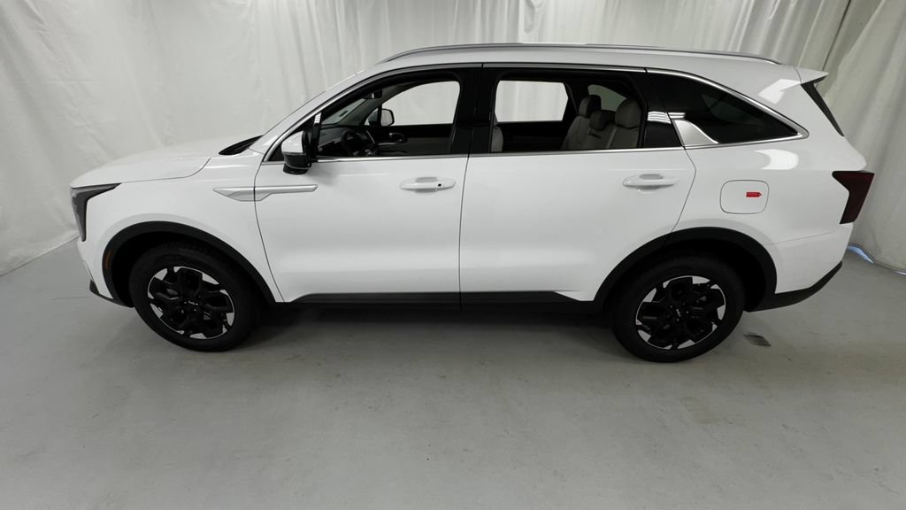New 2026 Kia Sorento S AWD/4WD image 6
