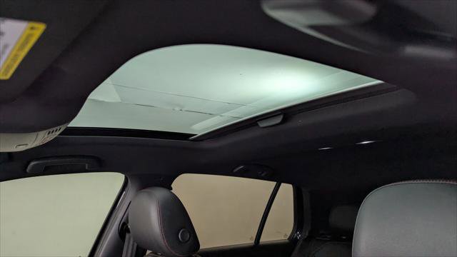 Used 2021 Volkswagen GTI SE image 33