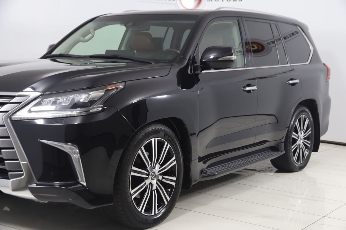Used 2020 Lexus LX 570 4WD w/ Luxury Package image 57
