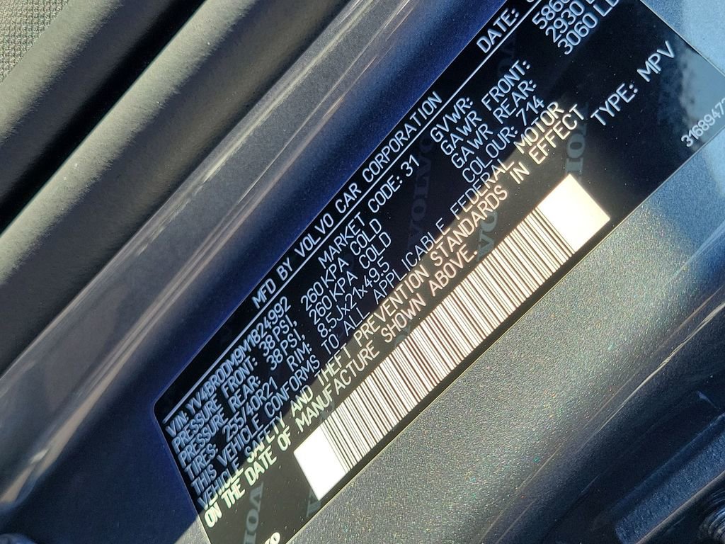 Used 2021 Volvo XC60 T8 R-Design w/ Advanced Package image 34