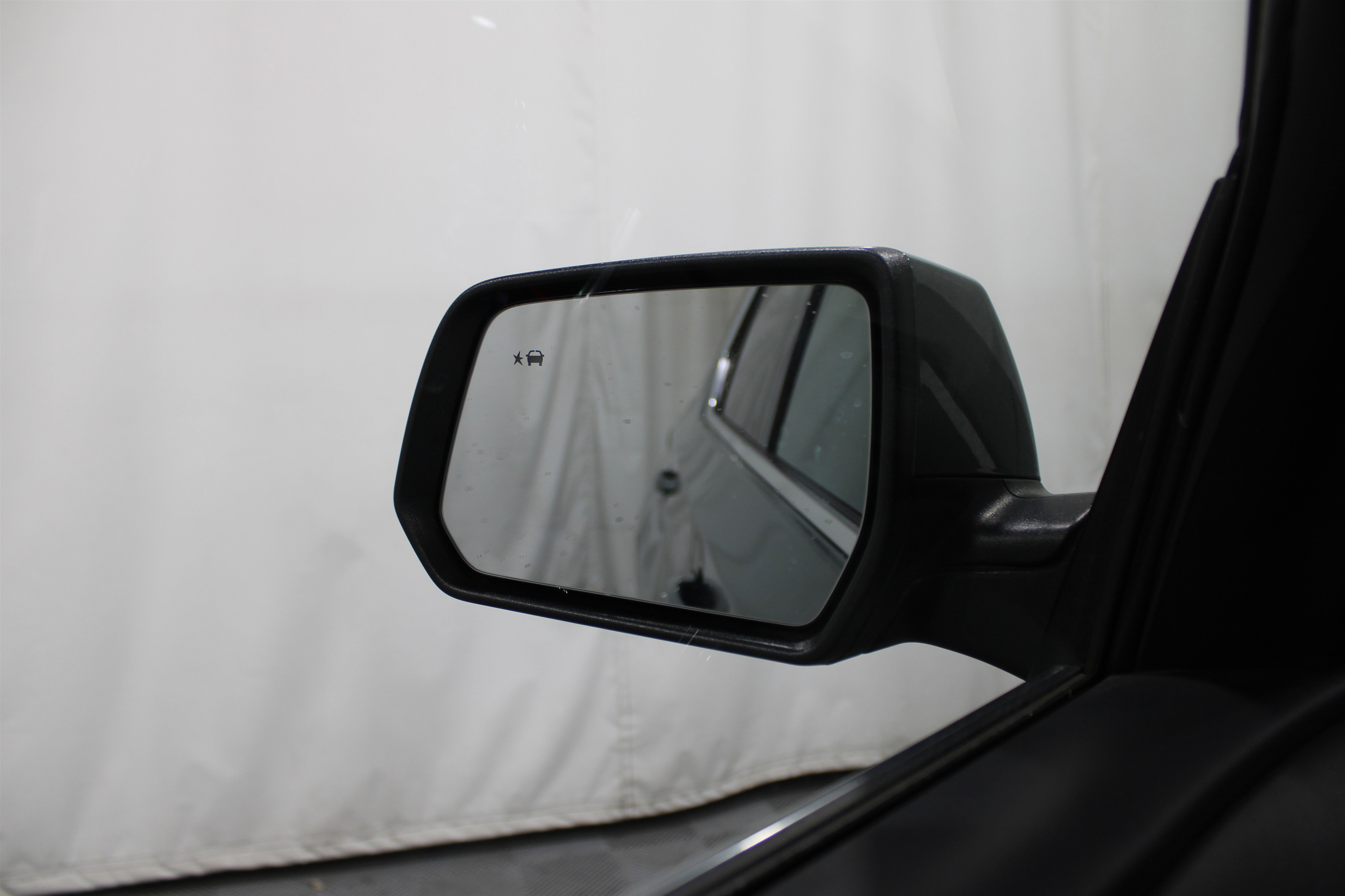 Used 2023 Chevrolet Traverse LT image 13