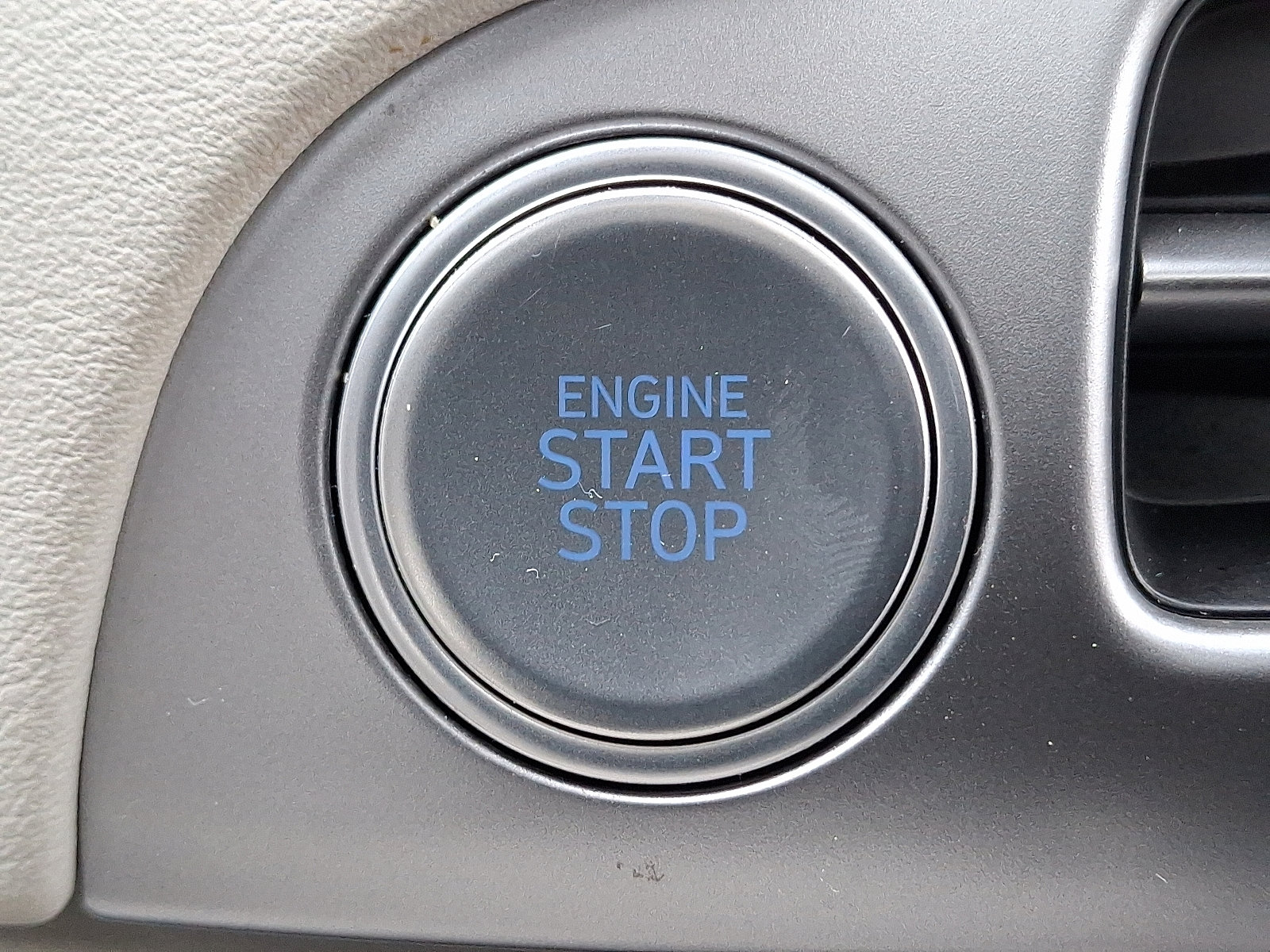 Used 2023 Hyundai Palisade Limited image 25