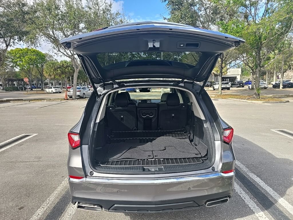 Used 2023 Acura MDX FWD w/ Technology Package image 26