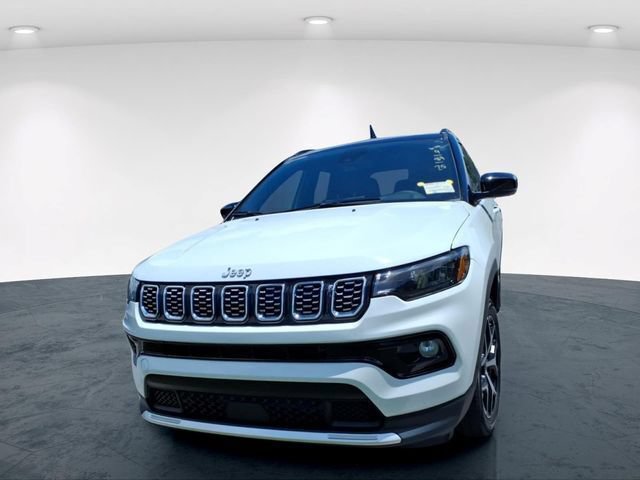 Used 2025 Jeep Compass Limited AWD/4WD image 5