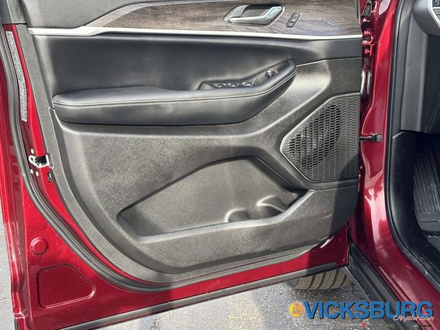 New 2025 Jeep Grand Cherokee Limited image 14