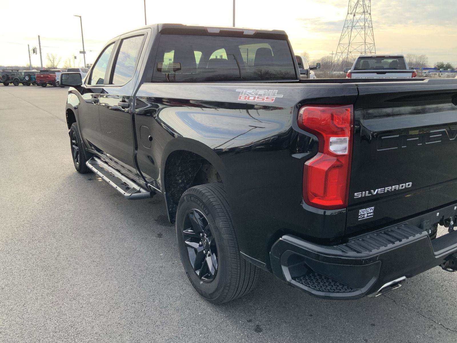 Used 2019 Chevrolet Silverado 1500 Custom Trail Boss w/ Custom Convenience Package image 13