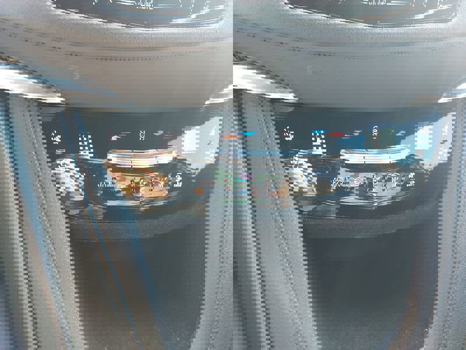 Used 2017 Cadillac XT5 Platinum image 23