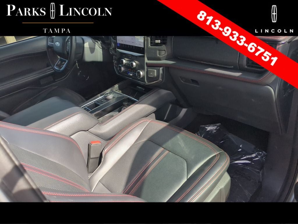 Used 2023 Ford Expedition Limited RWD image 11