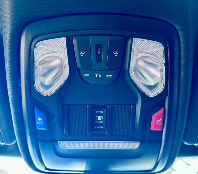 New 2026 RAM 1500 4x4 Crew Cab image 32