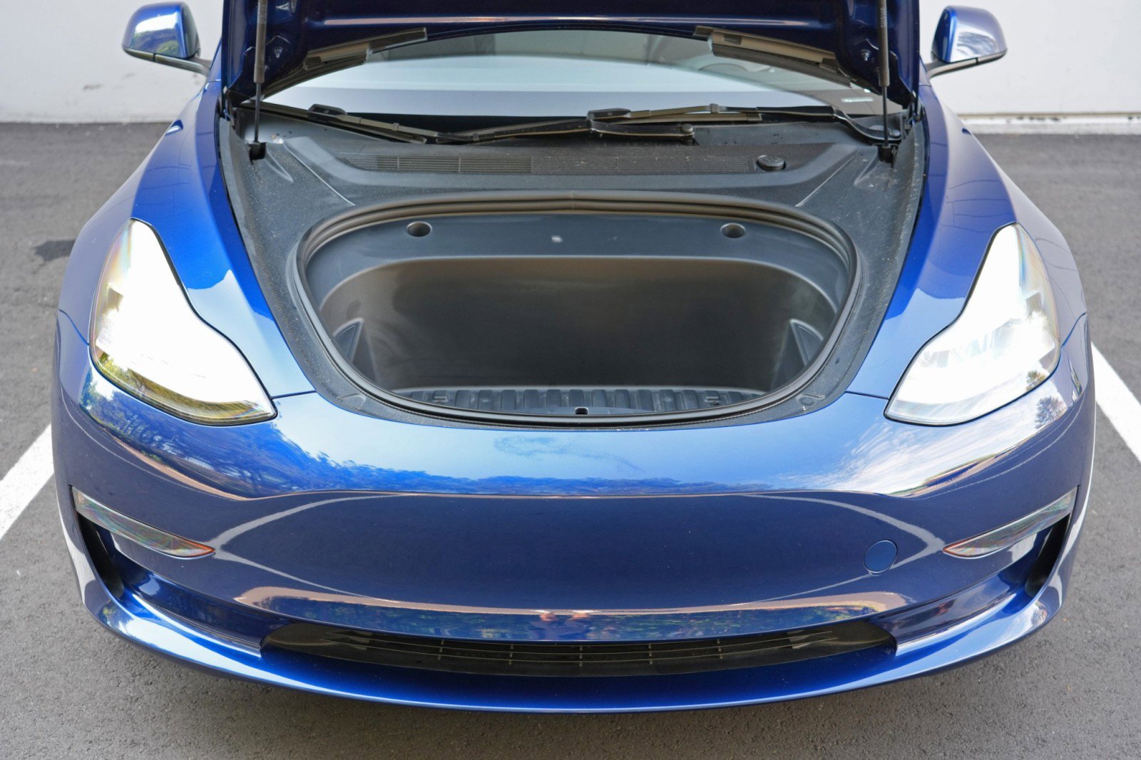 Used 2023 Tesla Model 3 Standard Range RWD image 8