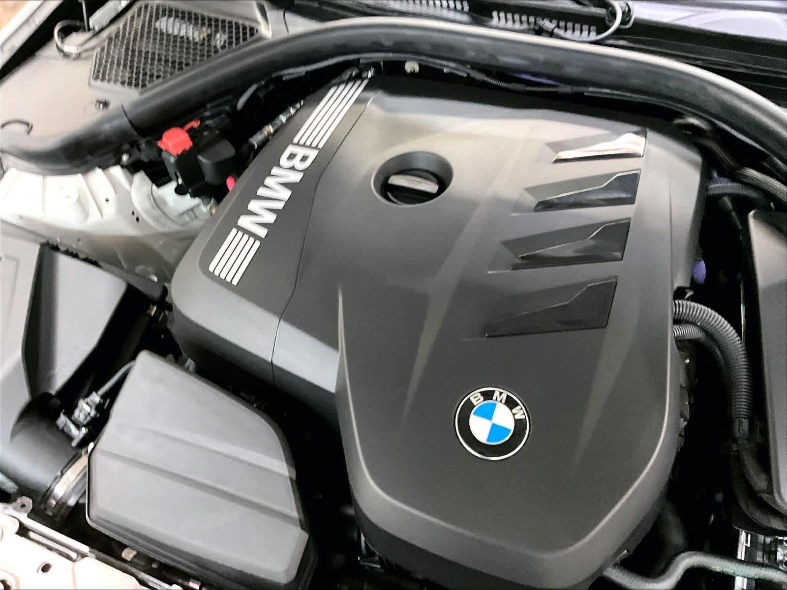Used 2025 BMW 330i Sedan w/ Convenience Package RWD image 34