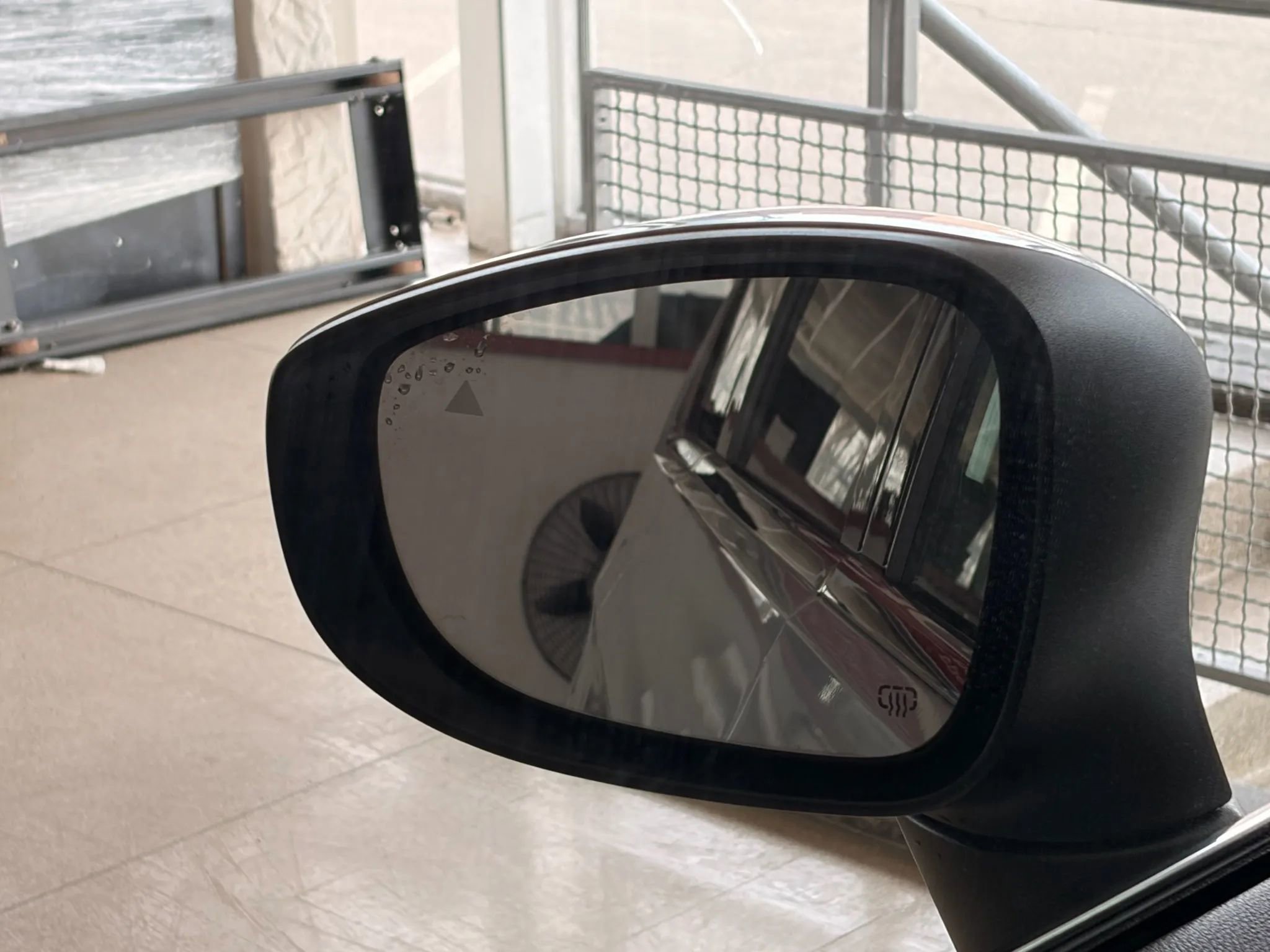 Used 2023 Chrysler Pacifica Touring image 28