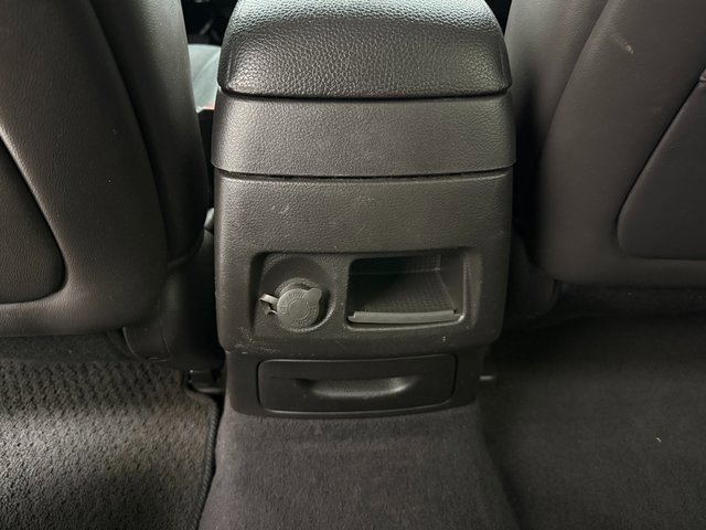 Used 2010 Hyundai Santa Fe SE image 32