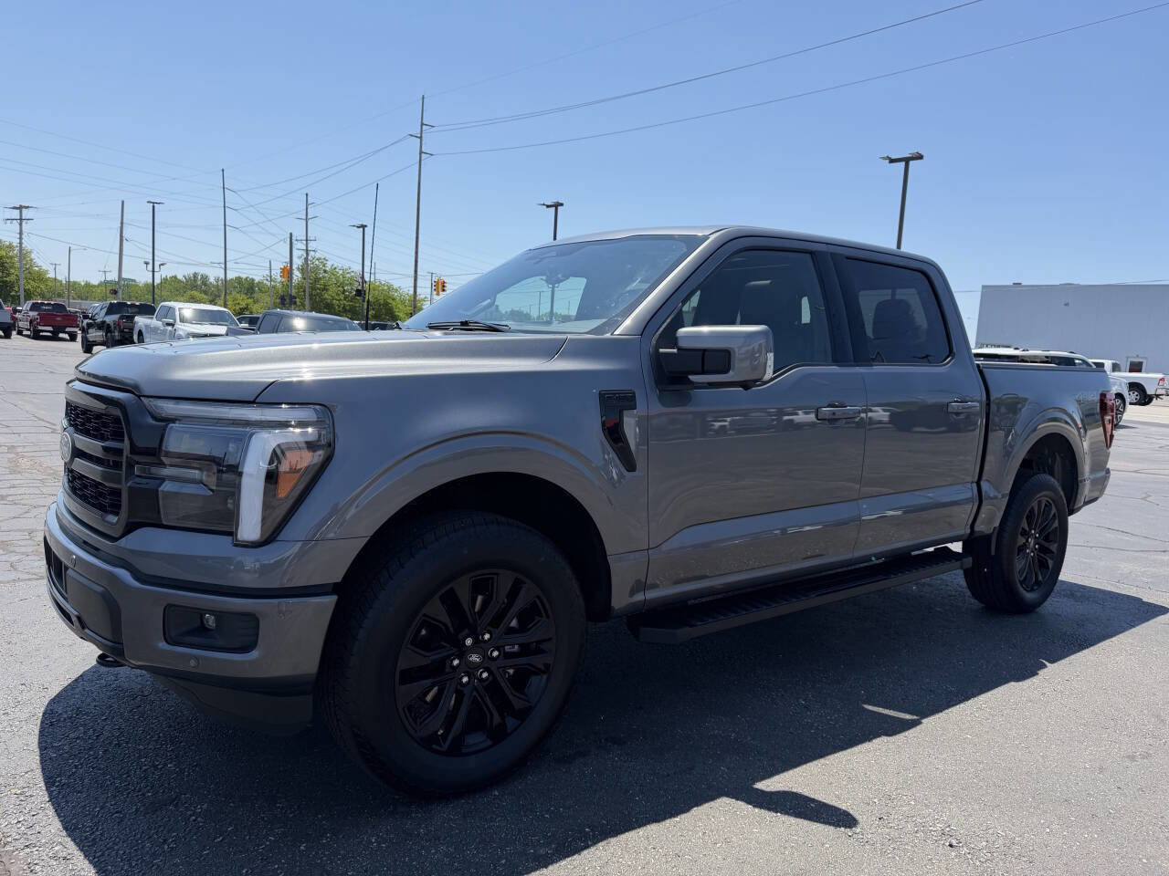 Used 2025 Ford F150 Lariat AWD/4WD image 4
