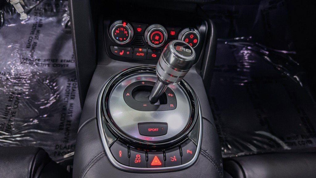 Used 2014 Audi R8 V8 image 28