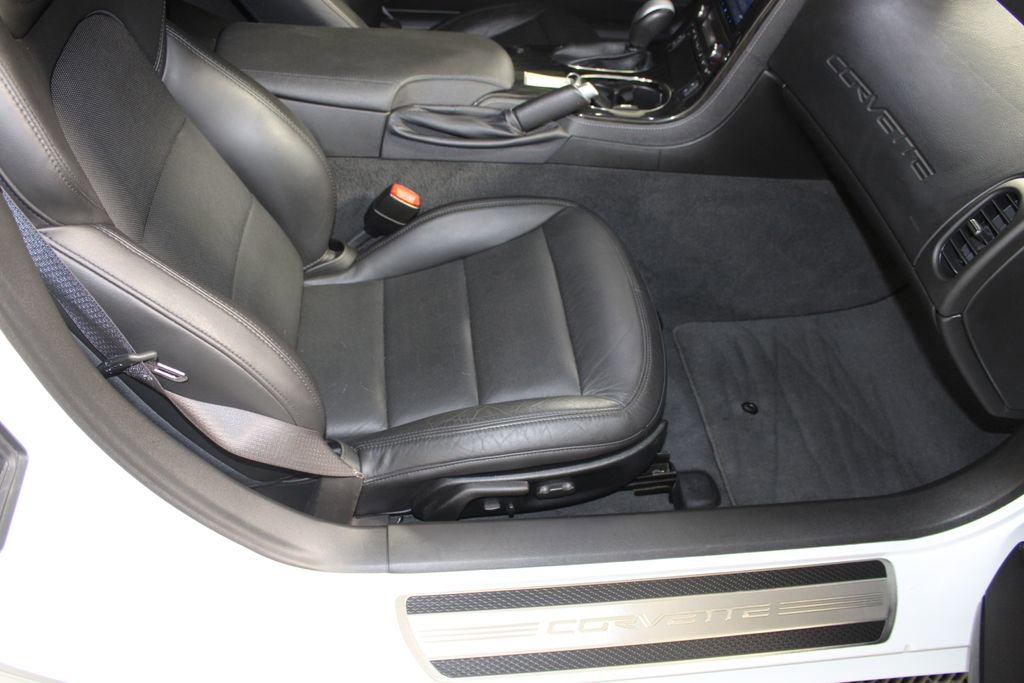 Used 2012 Chevrolet Corvette Grand Sport w/ 3LT Preferred Equipment Group image 10