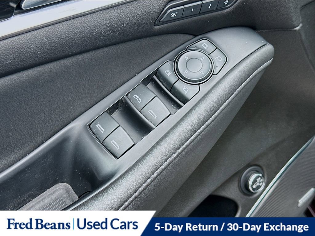 Used 2021 Buick Enclave Avenir w/ Avenir Technology Package AWD/4WD image 13