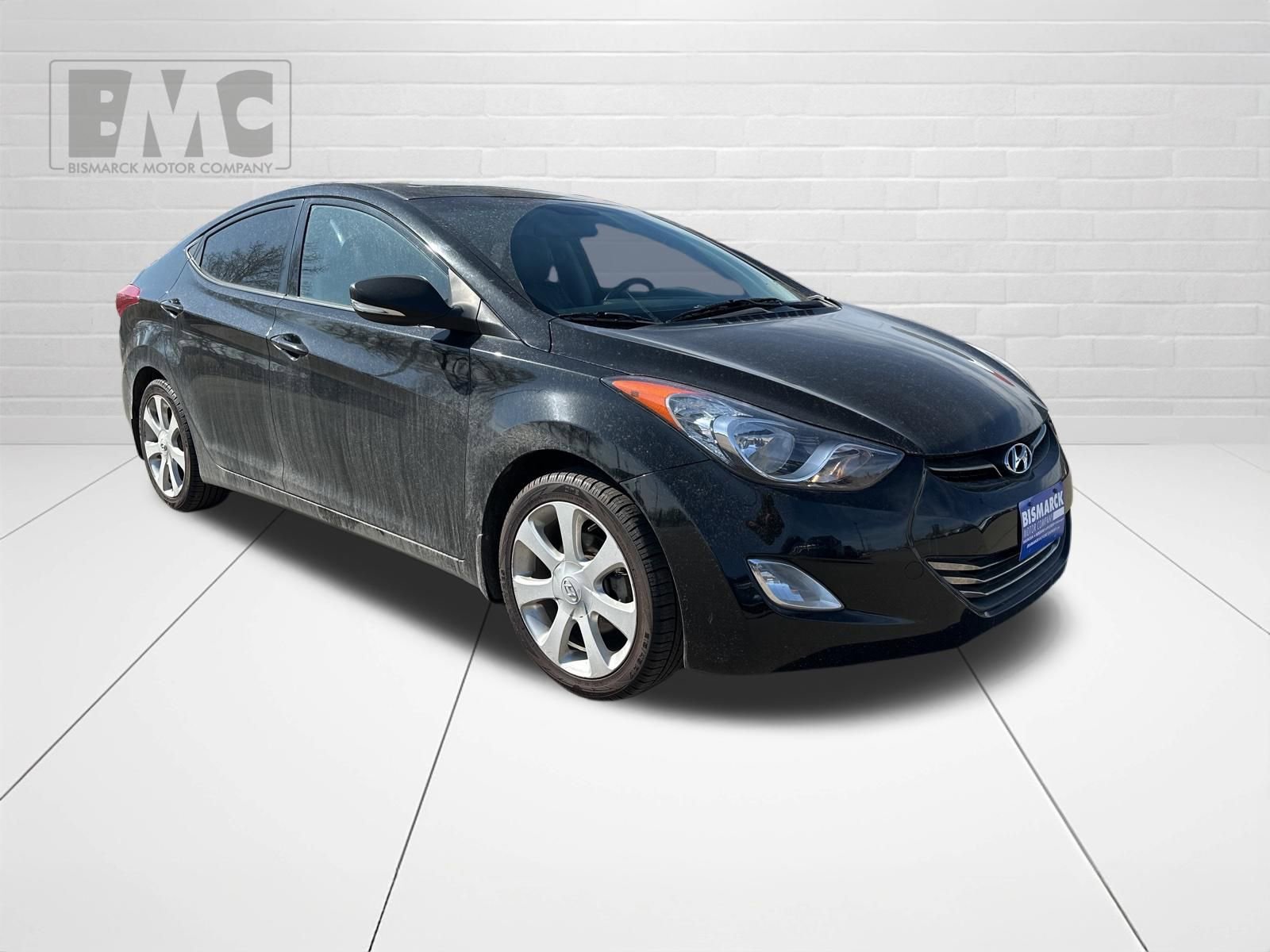 Used 2013 Hyundai Elantra Limited w/ Technology Pkg FWD image 2