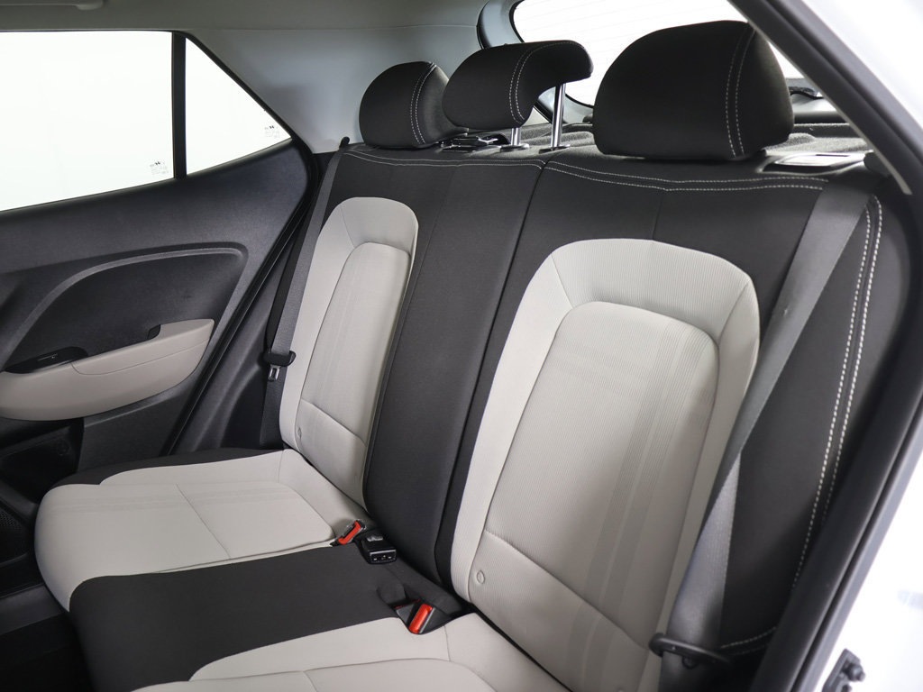 Certified 2024 Hyundai Venue SEL FWD image 27