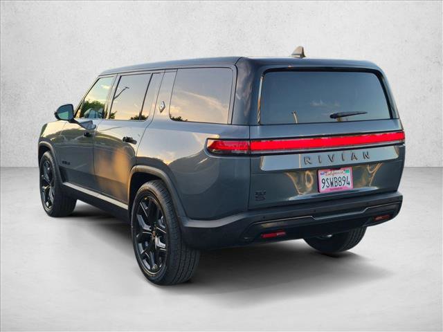 Used 2025 Rivian R1S Adventure AWD/4WD image 8
