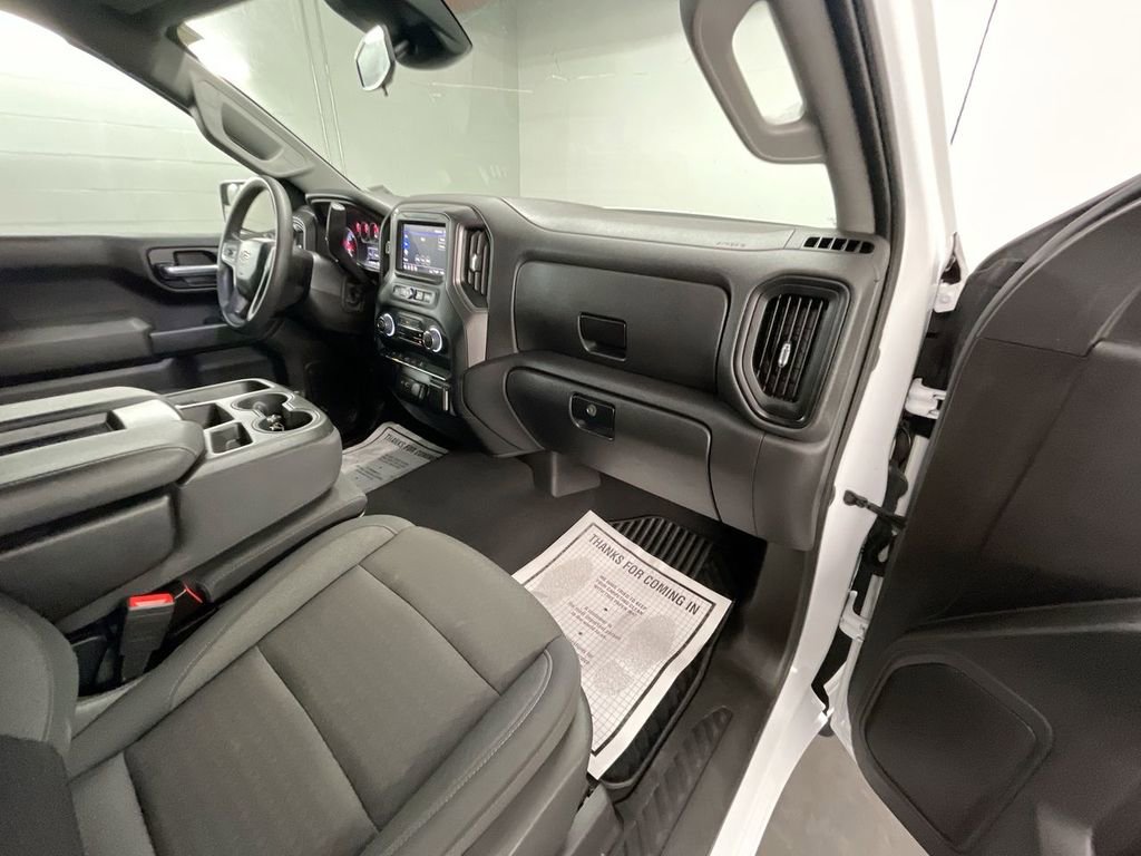 Used 2023 Chevrolet Silverado 1500 Custom image 26