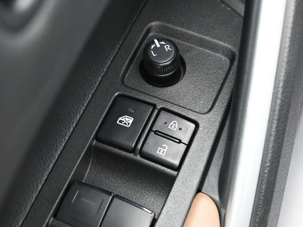 Certified 2026 Toyota Corolla Cross XLE w/ Convenience Package FWD image 14