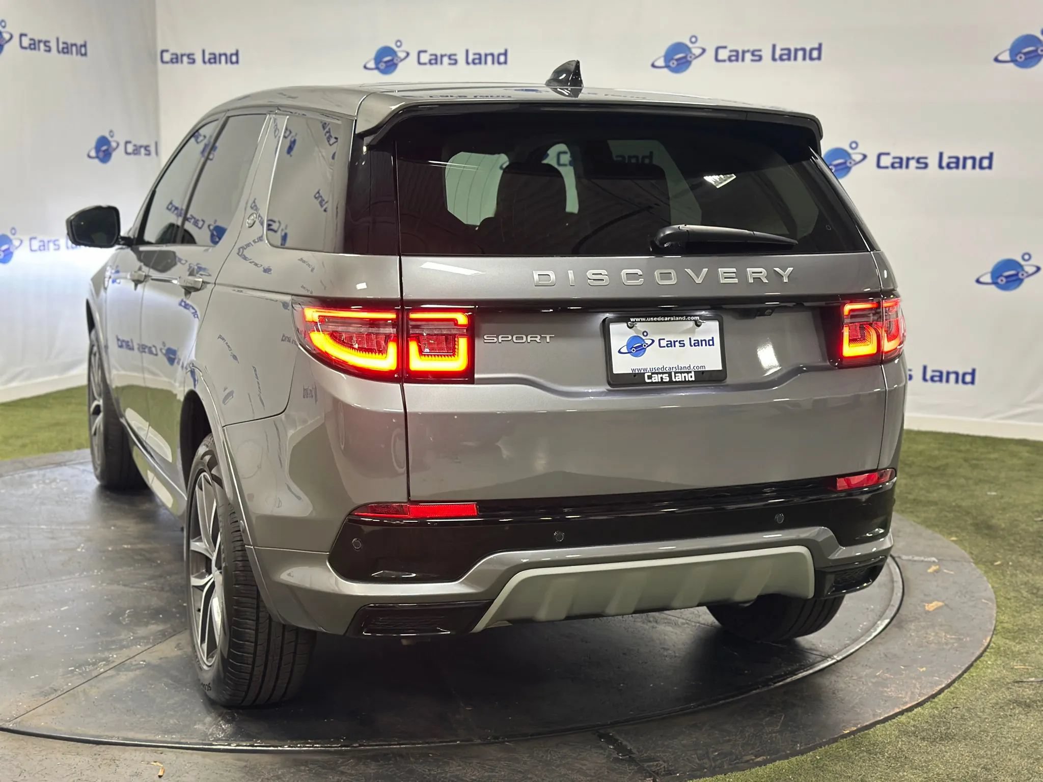 Used 2025 Land Rover Discovery Sport S AWD/4WD image 5