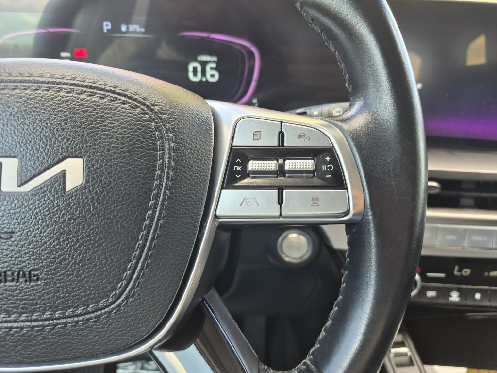 Used 2025 Kia Telluride S AWD/4WD image 19