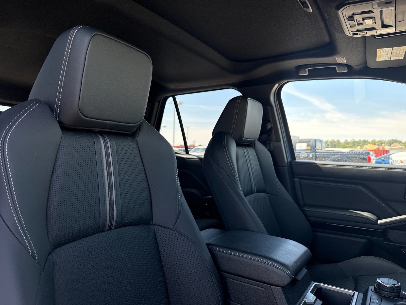 New 2026 Toyota 4Runner Limited AWD/4WD image 18