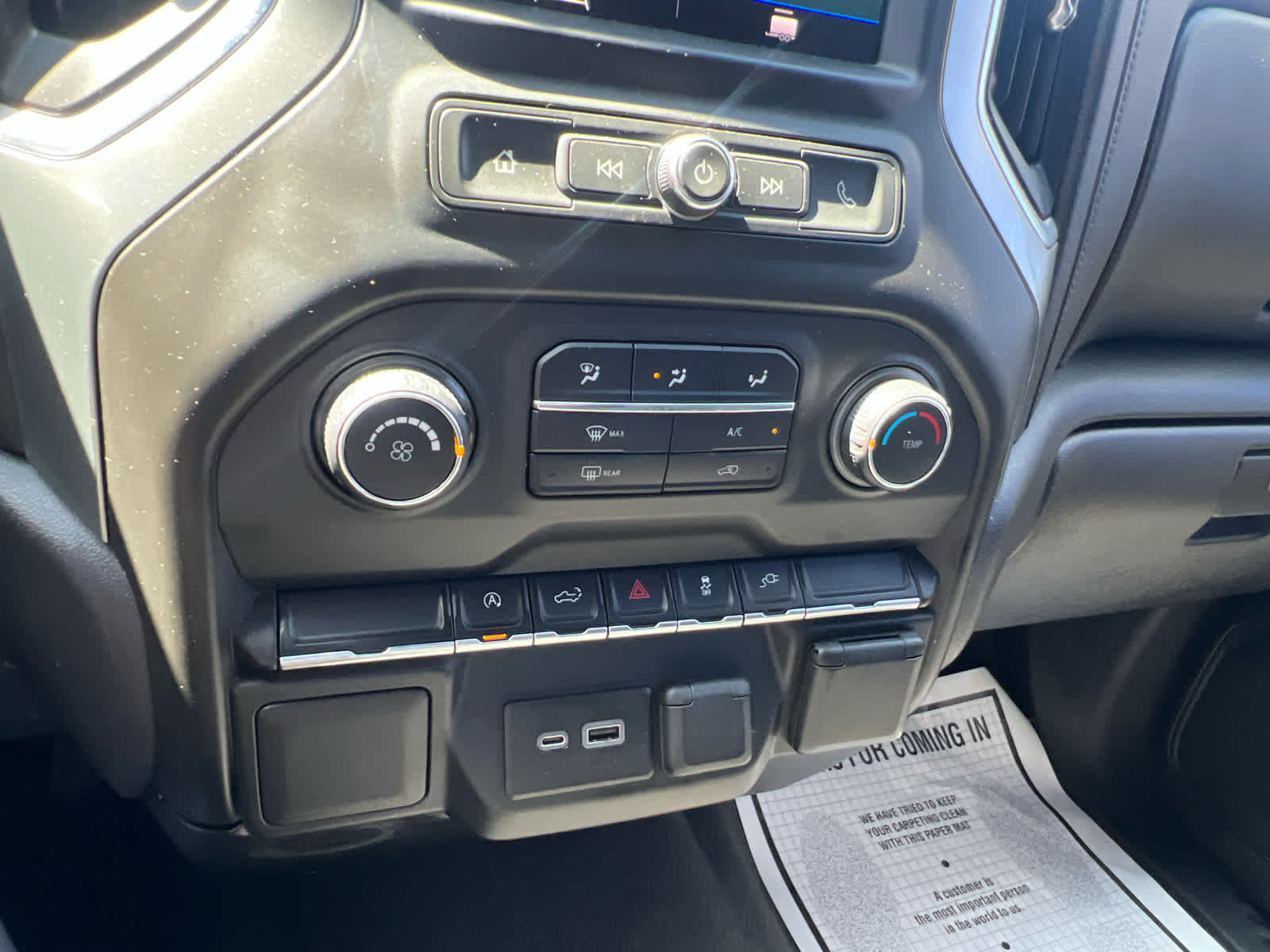 Used 2021 Chevrolet Silverado 1500 Custom AWD/4WD image 19