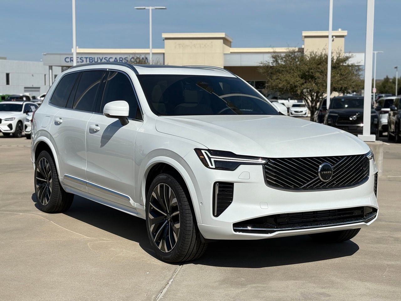 New 2026 Volvo XC90 T8 Plus image 4