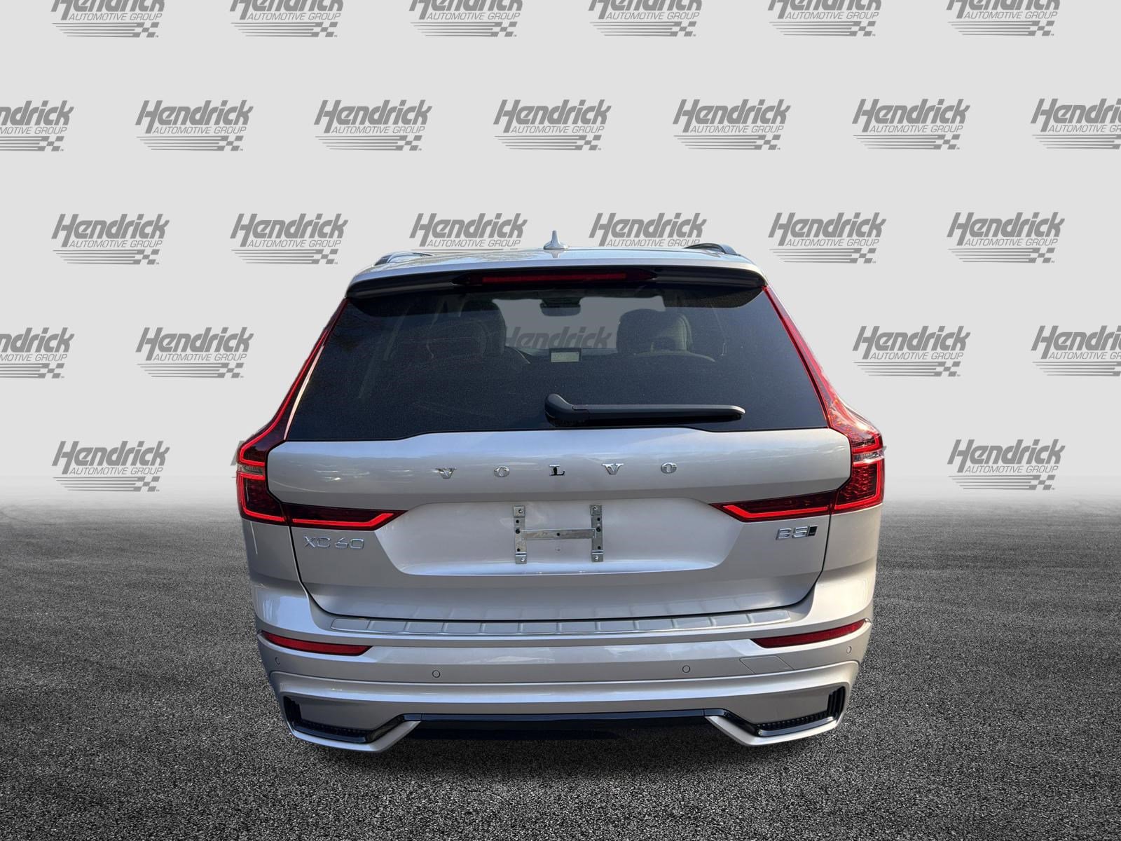 Used 2026 Volvo XC60 B5 Ultra w/ Protection Package Premier image 9