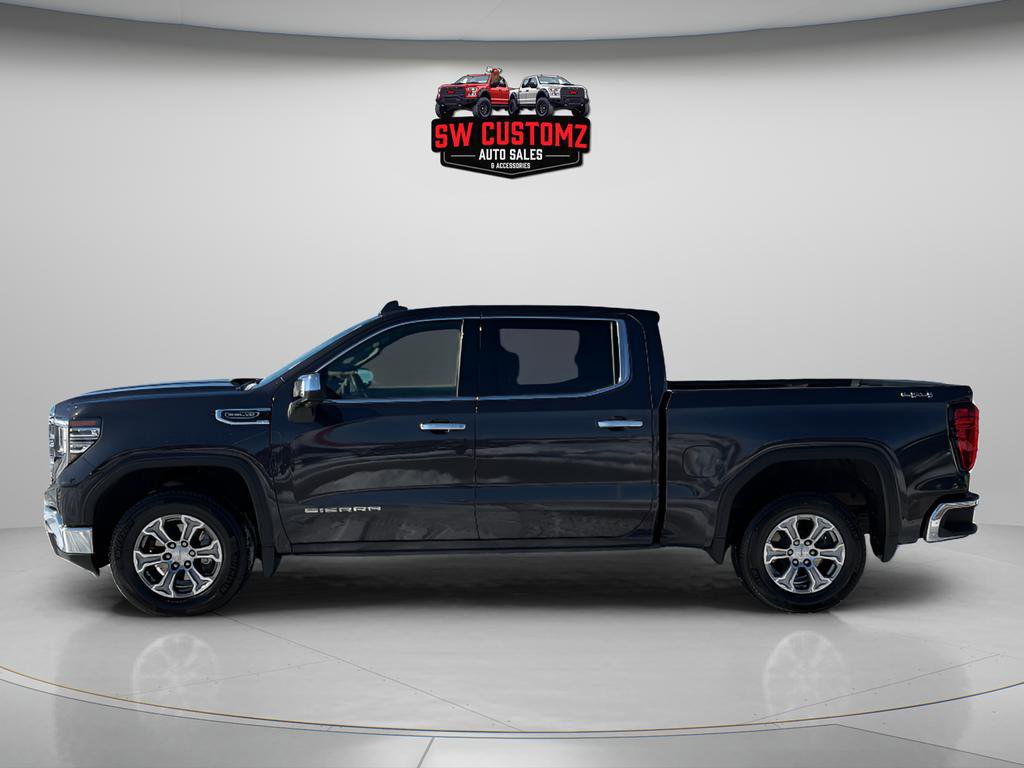 Used 2025 GMC Sierra 1500 SLT image 4