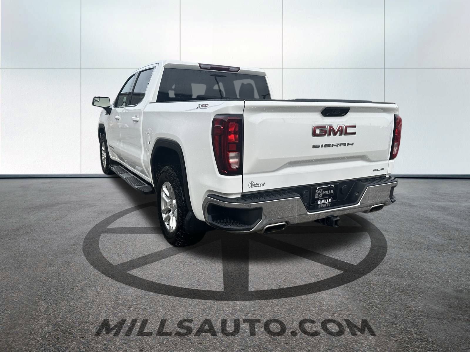 Used 2023 GMC Sierra 1500 SLE image 8
