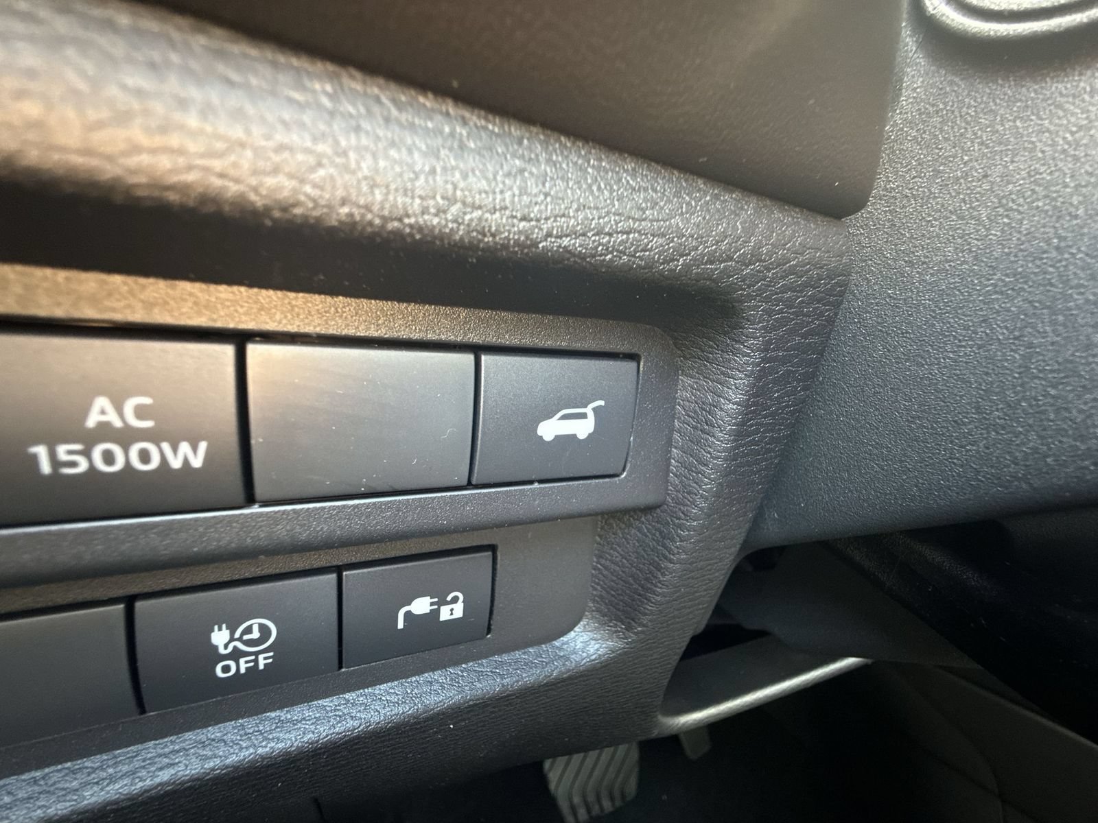 New 2026 Nissan Rogue Platinum AWD/4WD image 17