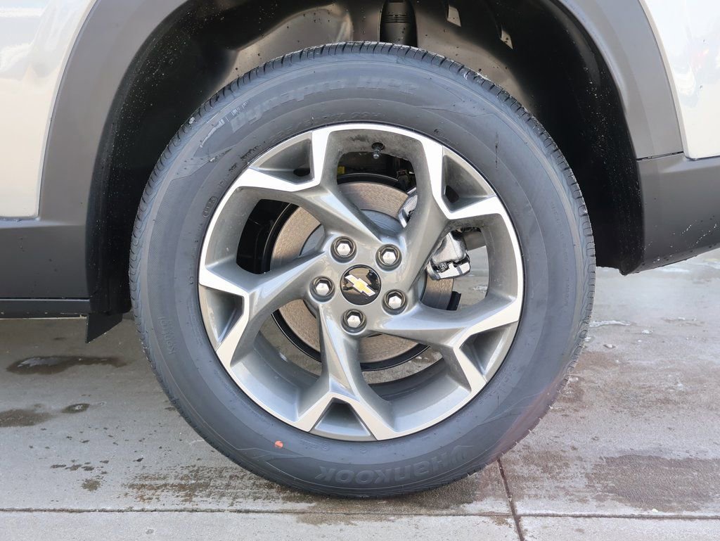 New 2026 Chevrolet Trax LT w/ Driver Confidence Package image 36