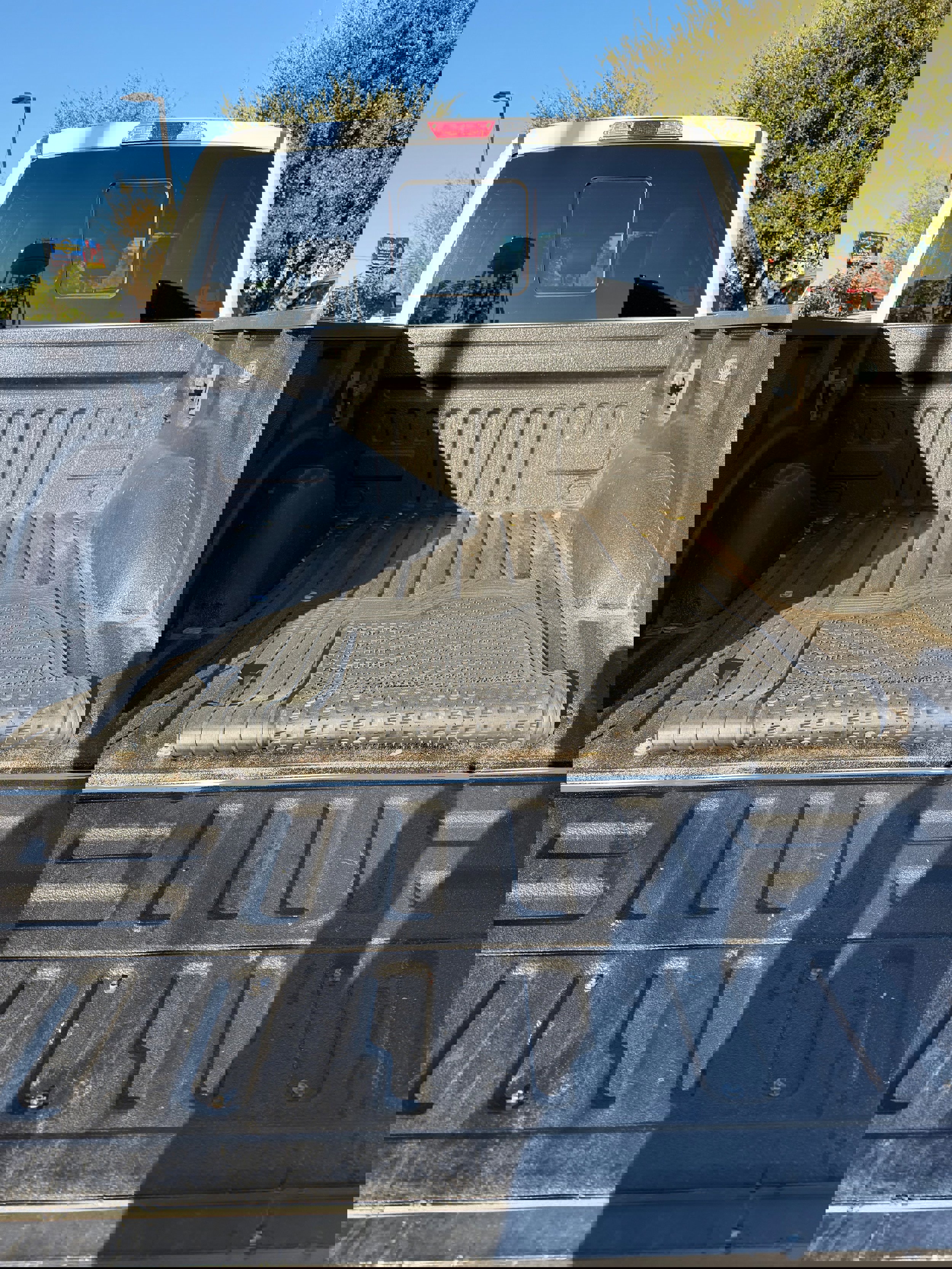 Used 2020 Ford F150 Lariat image 10