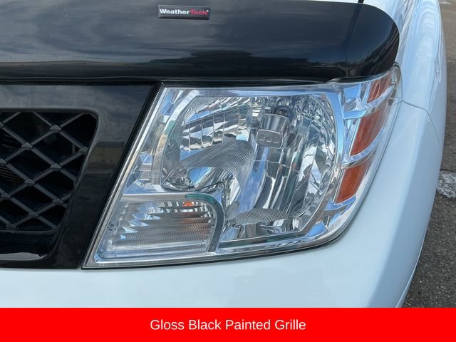 Used 2020 Nissan Frontier SV w/ Midnight Edition Floor Mats image 17