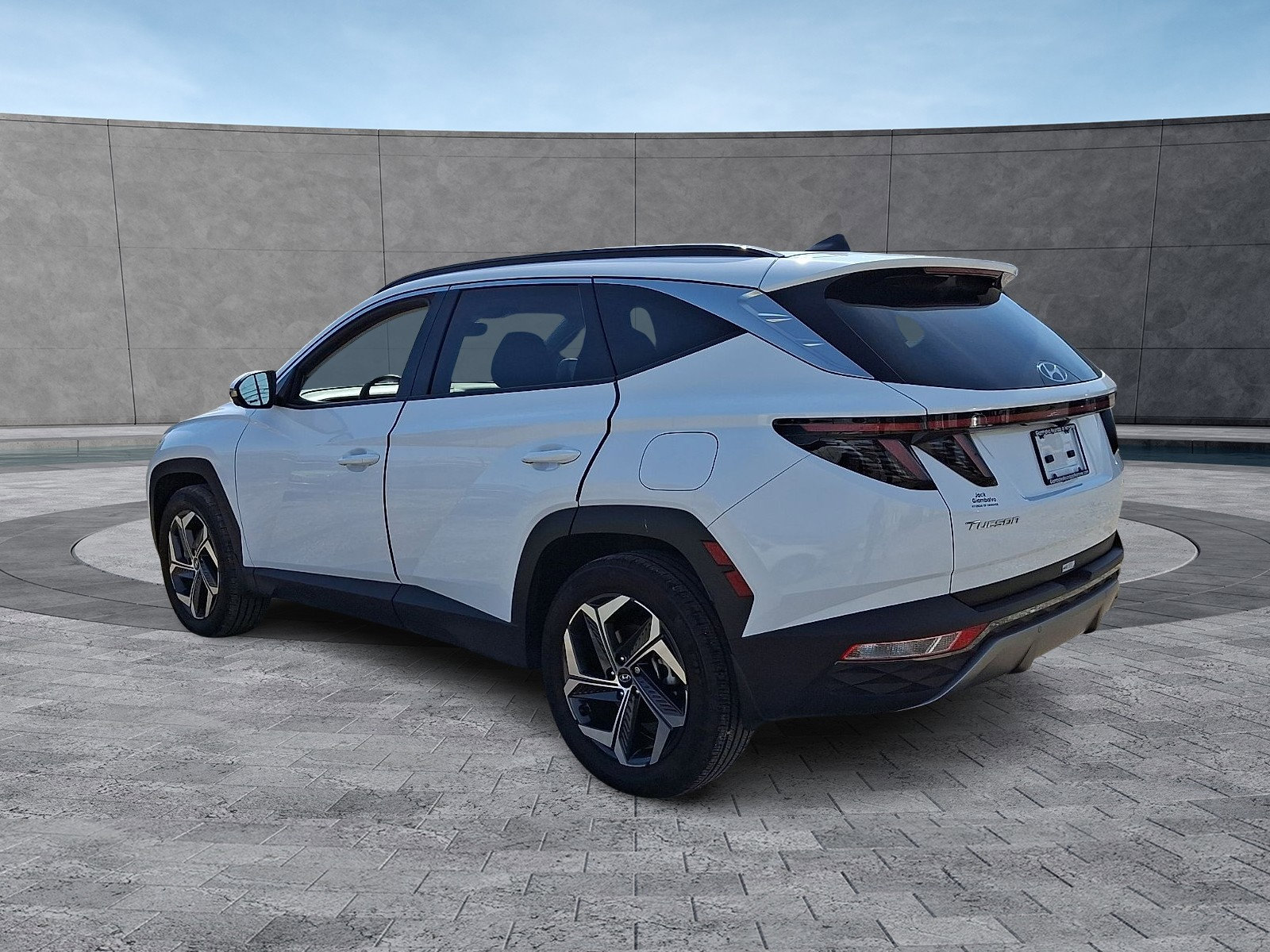 Certified 2022 Hyundai Tucson Limited w/ Cargo Package image 7