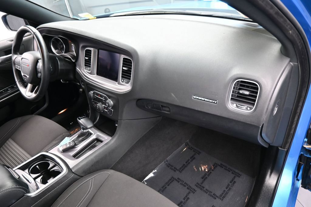 Used 2023 Dodge Charger SXT RWD image 40