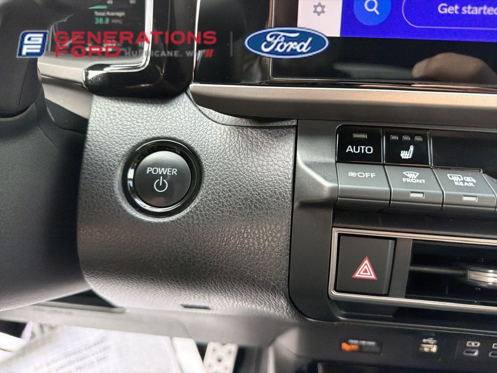 Used 2025 Toyota Camry XSE FWD image 24
