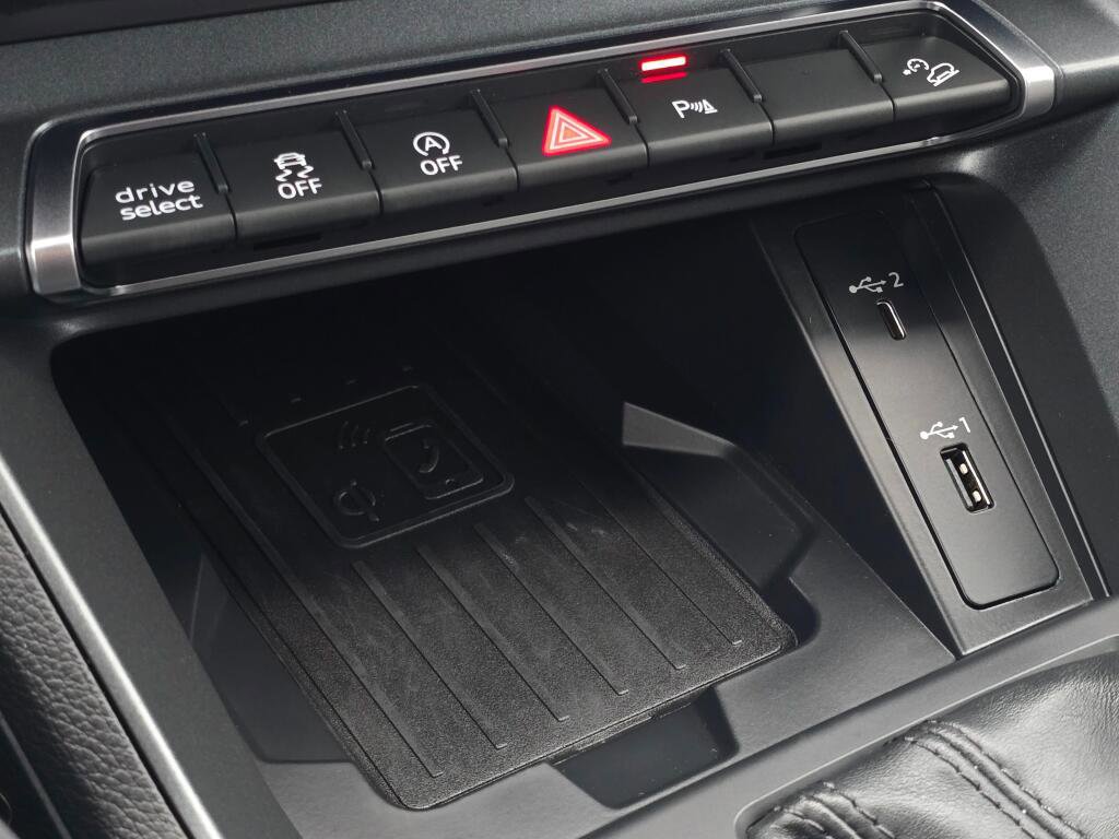 Used 2019 Audi Q3 2.0T Premium Plus w/ Premium Plus Package image 52