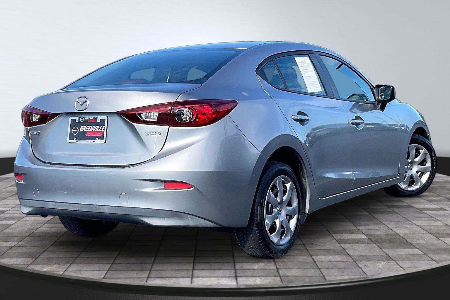 Used 2015 MAZDA MAZDA3 i Sport FWD image 14